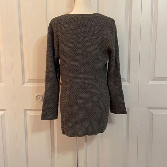 Jones New York Grey Knit V Neck Button Front Cardigan Sweater Large New - Picture 6 of 8